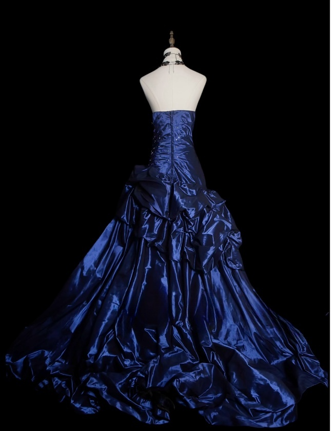 Gorgeous Navy Blue Sheath Long Prom Dresses Strapless Evening Dresses  SatinSleeveless Formal Dresses ED05727