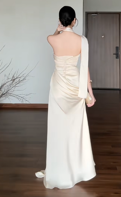 Chic Sheath Long Prom Dresses Satin White Evening Gowns Off-shoulder Sleeveless Bridesmaid Dresses ED05770
