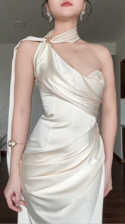 Chic Sheath Long Prom Dresses Satin White Evening Gowns Off-shoulder Sleeveless Bridesmaid Dresses ED05770