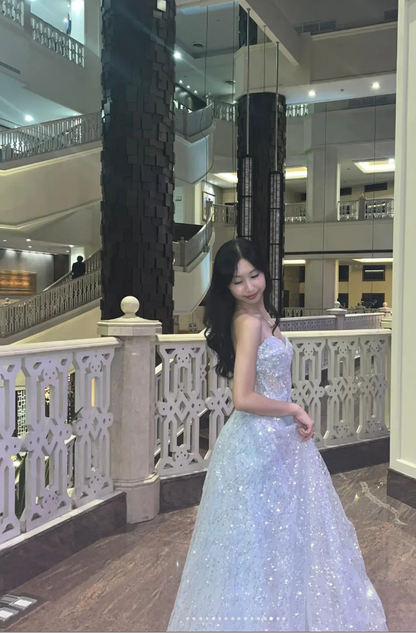 Chic A-Line Long Prom Dresses Sequins Tulle Pale Blue Evening Gowns Sweetheart Neck Sleeveless Birthday Dresses ED05771