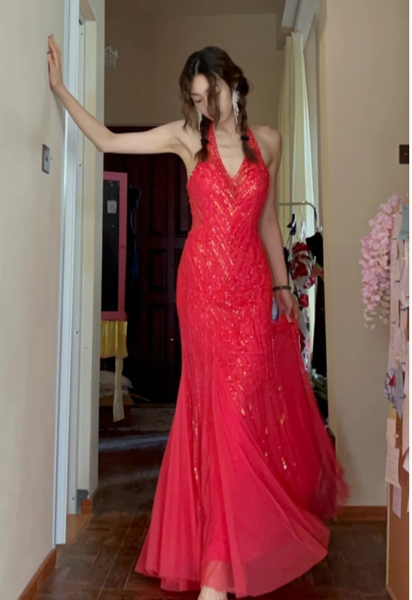 Chic Mermaid Long Prom Dresses Sequins Tulle Red Evening Gowns Halter Sleeveless Birthday Dresses ED05772