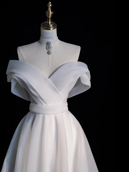 Timeless  A-Line Long Wedding Dresses Tulle Off-shoulder White Bridal Gowns Sleeveless Bridal Dresses ED05839
