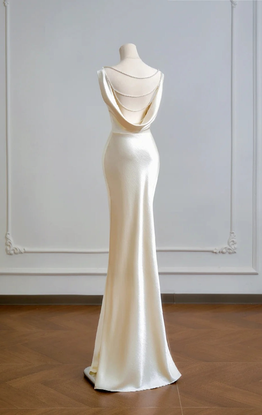Chic Champagne Mermaid Long Prom Dresses Satin V-Neck Wedding Guest Dresses ED05850