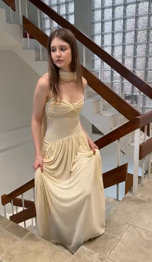 Simple Sheath Pale Yellow Wedding Guest Dresses Chiffon Sapghetti Straps Long Evening Dresses   ED05929