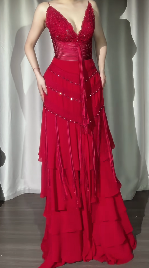 Elegant Sheath Burgundy Long Prom Dresses Chiffon Spaghetti Straps Evening Dresses  ED06037