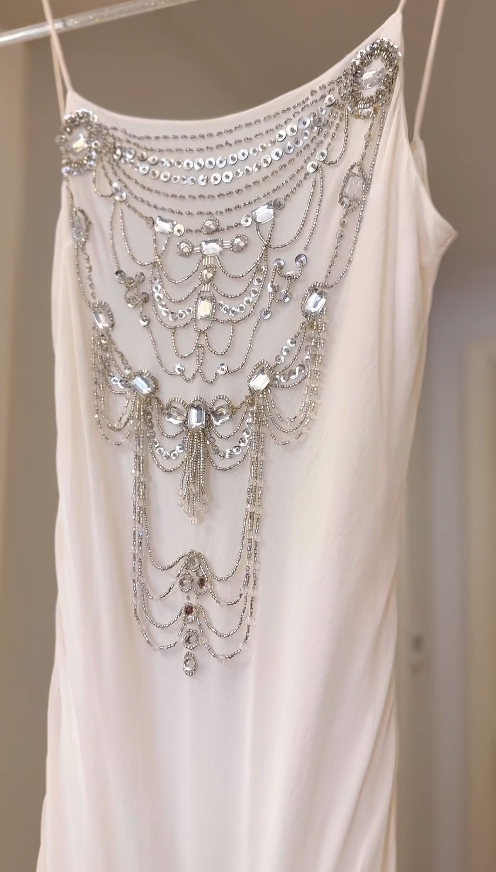Vintage Apricot Beadings Long Prom Dresses Chiffon Sheath Spaghetti Straps Evening Dresses  Sleeveless Party Dresses  ED06051