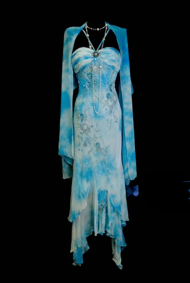 Chic Blue Formal Dresses Halter Sheath Birthday Dresses Beaded Chiffon Sleeveless Long Evening Dresses ED06098