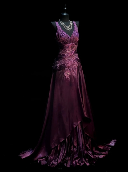 Elegant Grape Long Prom Dresses Satin V-neck A-line Evening Dresses Appliques Sleeveless Formal Dresses ED06169