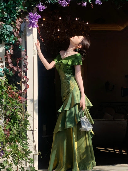 Cute Green Long Prom Dresses Satin Off-shoulder Sheath Evening Dresses Sleeveless Birthday Dresses ED06208