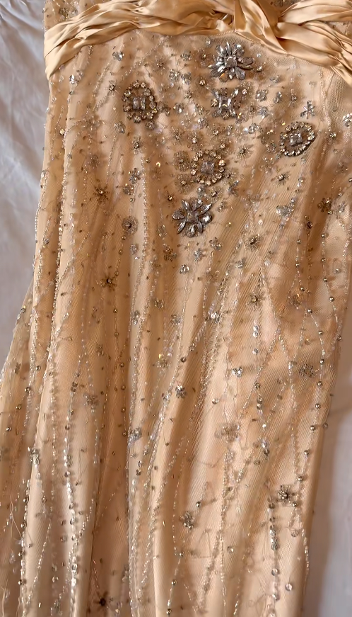 Vintage Gold Long Prom Dresses Chiffon Spaghetti Straps Sheath Evening Dresses Beaded Sleeveless Party Dresses ED06243