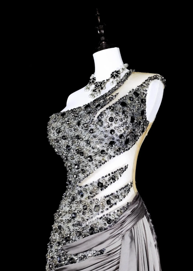 Chic Sheath Sliver Long Prom Dress Beaded Satin One-shoulder Evening Dress Sleeveless Birthday Dress ED06357