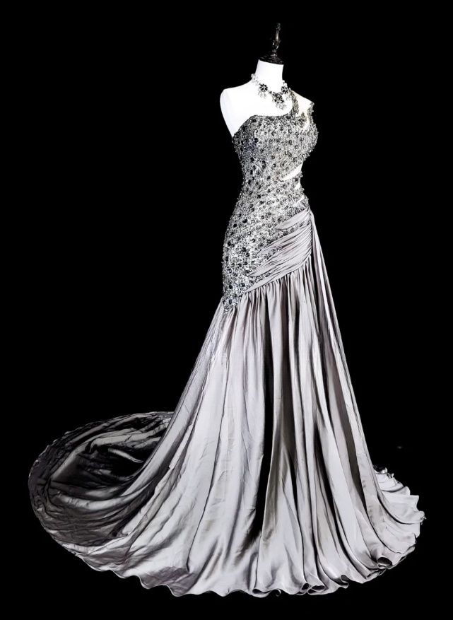 Chic Sheath Sliver Long Prom Dress Beaded Satin One-shoulder Evening Dress Sleeveless Birthday Dress ED06357
