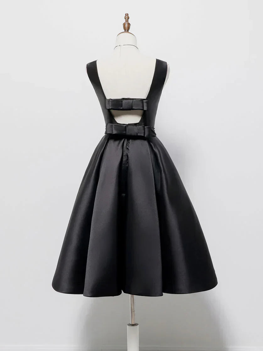 A-Line Satin Black Short Prom Dress, Black Homecoming Dress HZ1024