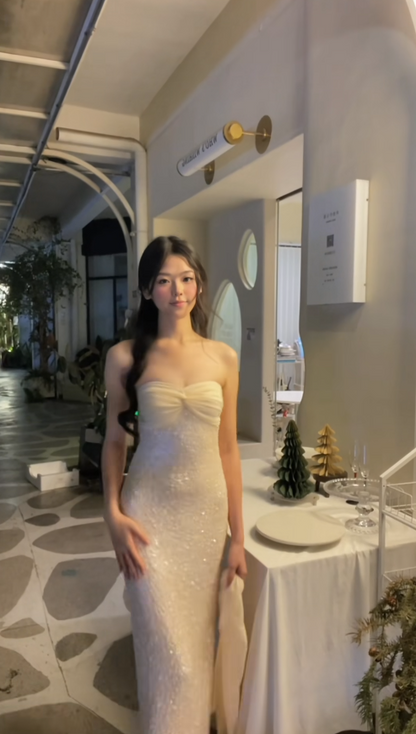 Elegant Sheath Champagne Long Prom Dress Sequins Spaghetti Straps Evening Dress Sleeveless Party Dress ED06400