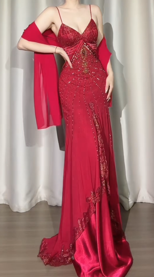 Elegant Burgundy Long Prom Dress Chiffon Beaded Sheath Evening Dress Spaghetti Straps Formal Dress ED06499