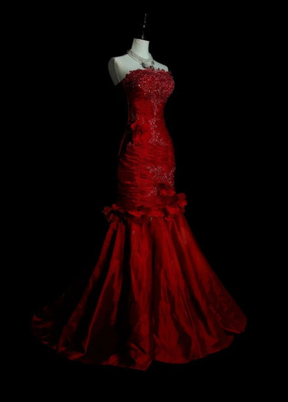 Vintage Burgundy Long Prom Dress Satin Strapless Sheath Evening Dress Sleeveless Birthday Dress ED06590