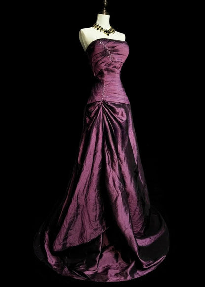Chic Grape Long Prom Dress Satin Strapless Sheath Evening Dress Sleeveless Birthday Dress ED06592