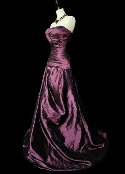 Chic Grape Long Prom Dress Satin Strapless Sheath Evening Dress Sleeveless Birthday Dress ED06592
