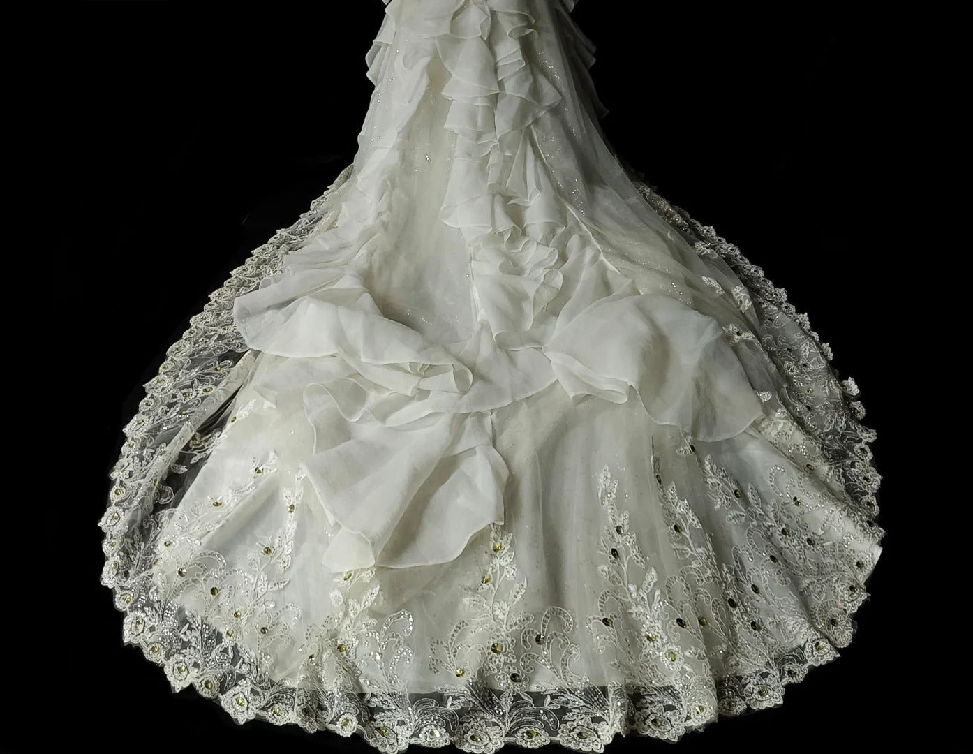 Modest A-line Long Wedding Dress Chiffon Beaded Sweetheart White Bridal Gowns Sleeveless Bridal Dress ED06633
