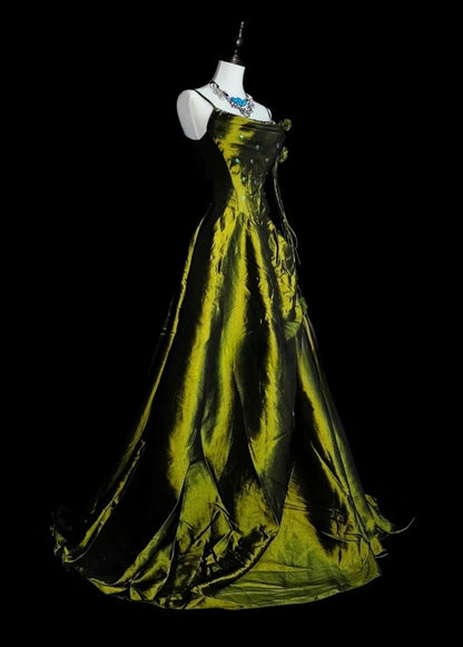 Chic Green Long Prom Dress Satin Spaghetti Straps A-Line Evening Dress Sleeveless Birthday Dress ED06634