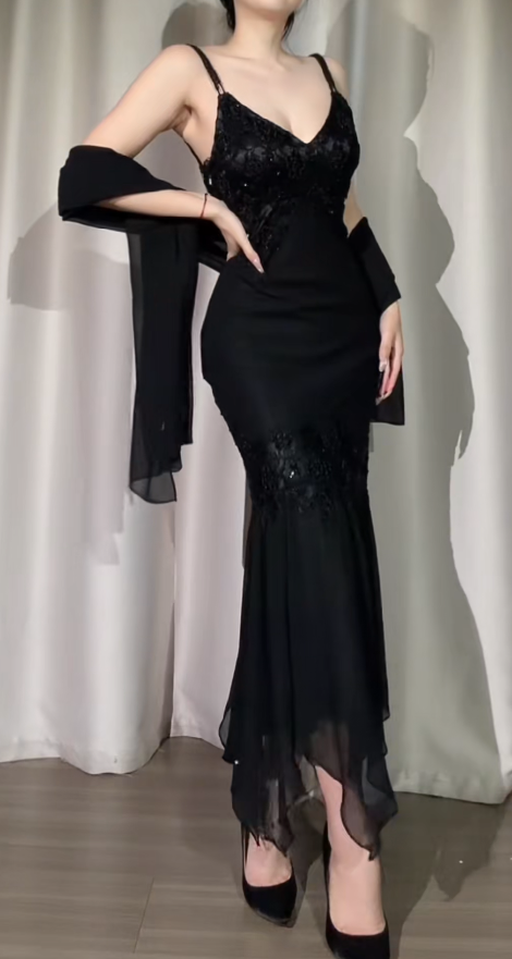 Glamous Black Long Prom Dress Chiffon Beaded Spaghetti Straps Sheath Evening Dress Sleeveless Birthday Dress ED06639