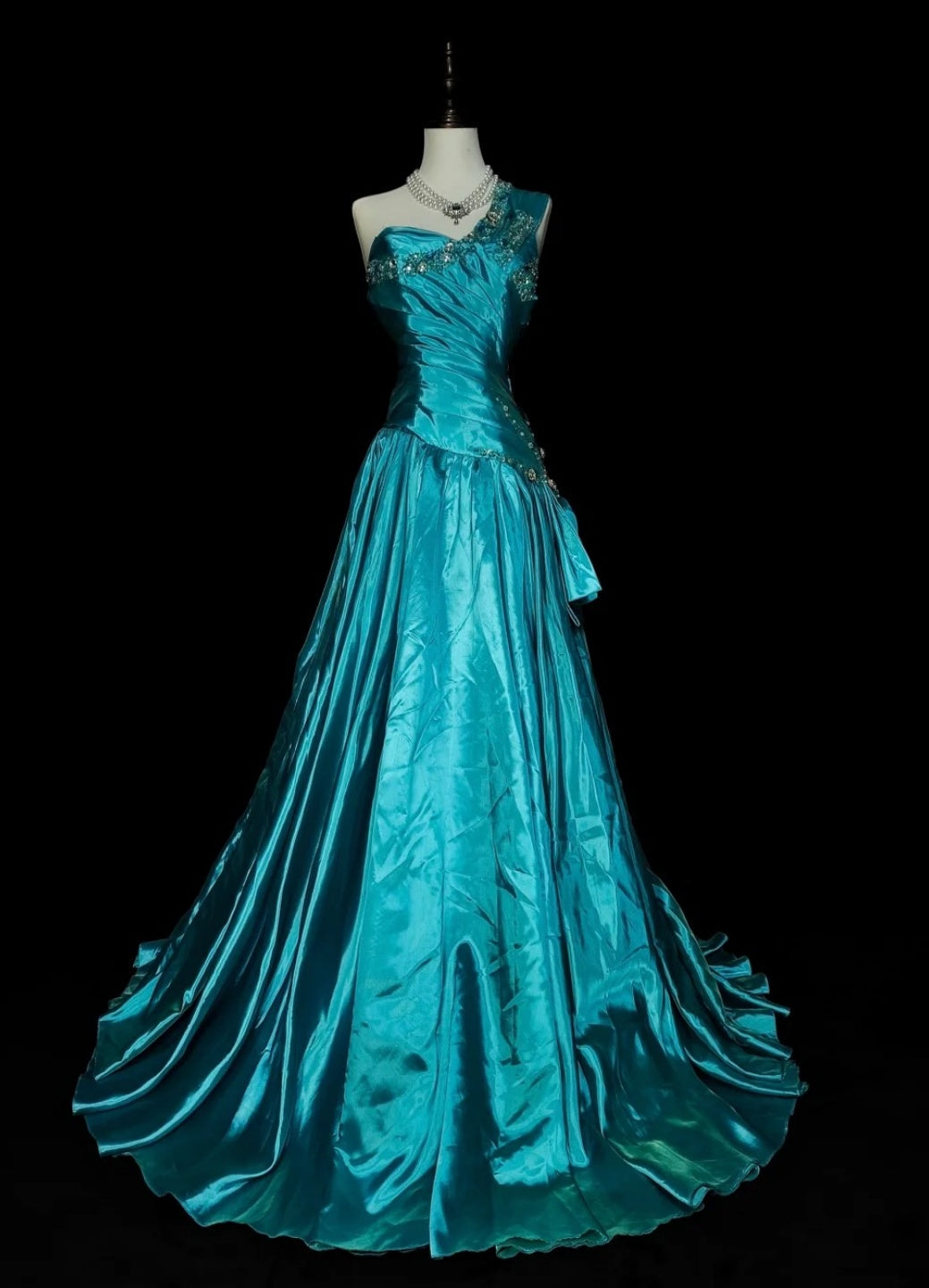 Classy Blue Prom Dresses One-shoulder Sheath Long Evening Dress Pleated Satin Sleeveless Formal Dress ED06738