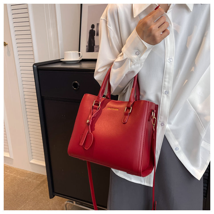 Versatile chain messenger bag shoulder square bag ED0790
