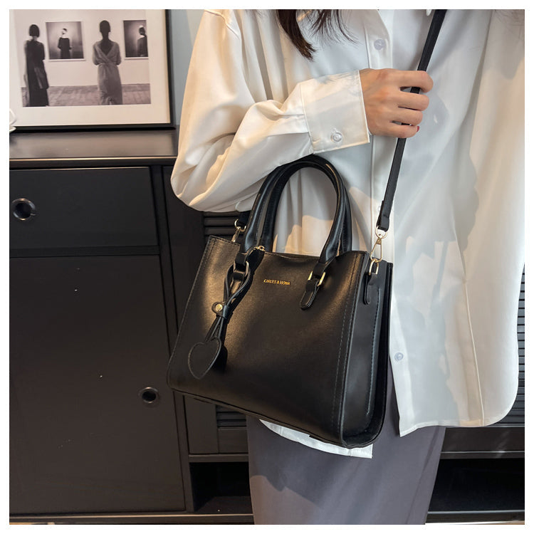 Versatile chain messenger bag shoulder square bag ED0790