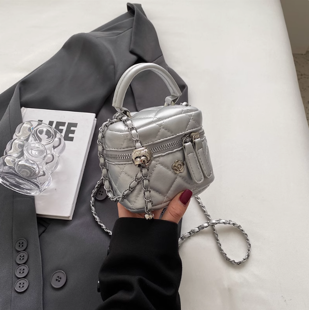 Embroidery Mini Chain Crossbody Bag Single Shoulder Square Bag HZ1024