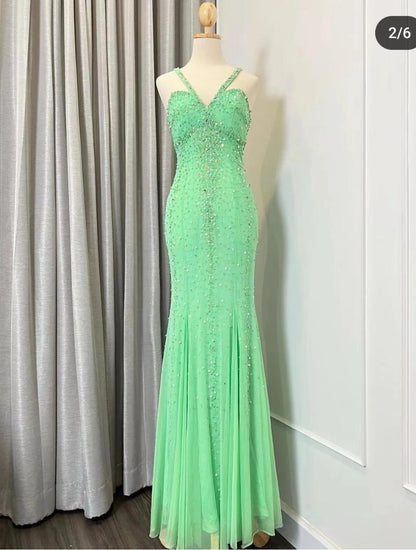 Green V-neck Mermaid Chiffon Beaded Long Prom Dress Gorgeous Evening Dress HZ1024
