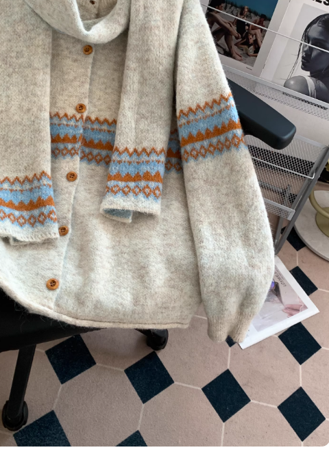 Fair Lsle Jacquard Crew Neck Sweater Cardigan with Scarf EP01433