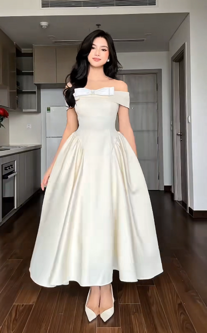 Off-the-shoulder A-Line Wedding Guest Dresses Satin Light Champagne Birthday Dresses HZ1024