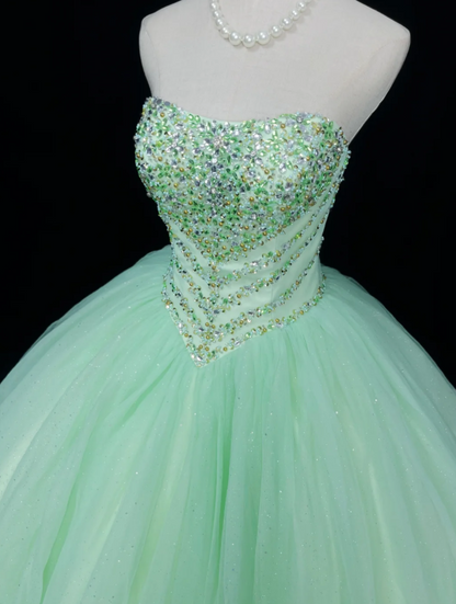 Cute Strapless Ball Gown Sleeveless Long Prom Dresses Tulle Green Quinceanera Dresses Sweet 16 Dress EP05142