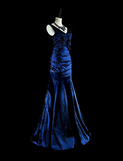 Cute V-neck Sheath Long Prom Dresses Satin Blue Evening Dresses Sleeveless Blue Birthday Dresses EP05710