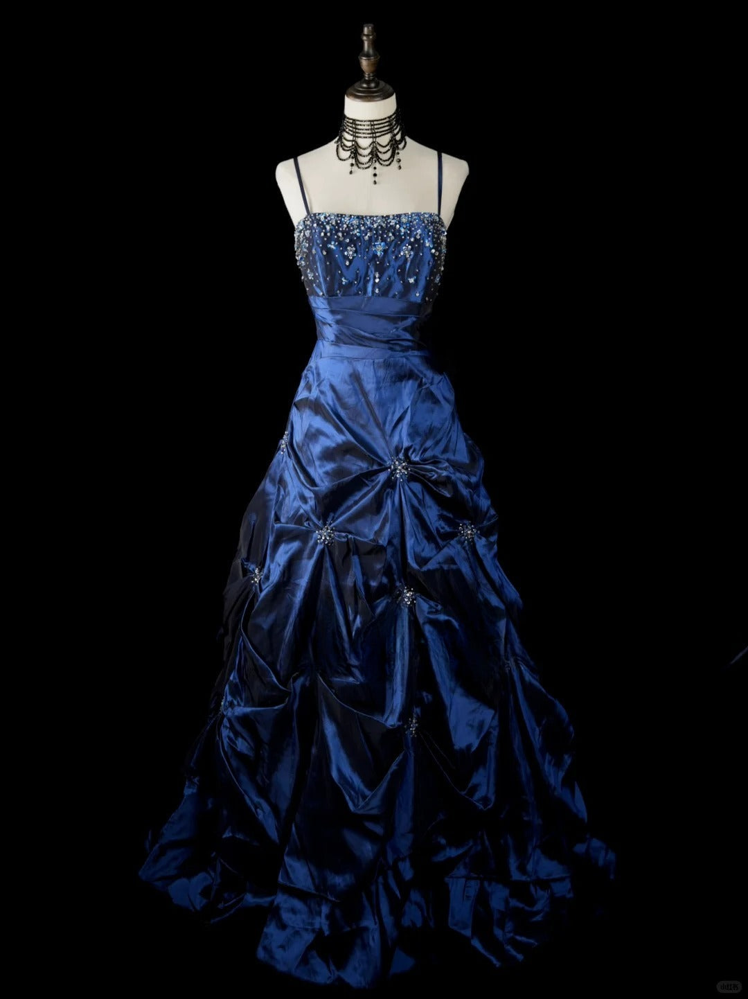 Vintage Navy Blue Long Prom Dresses A-Line Satin Sleeveless Evening Dresses Spaghetti Straps Birthday Dresses EP06118