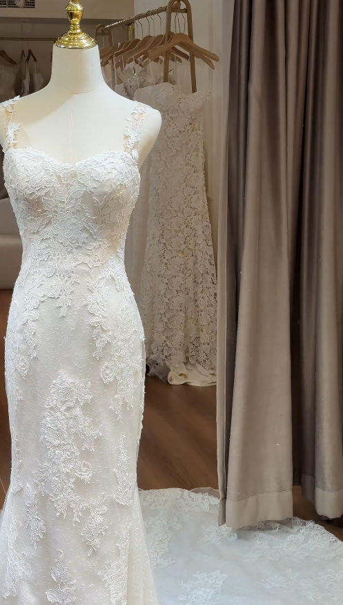Chic Mermaid Long Wedding Dresses Lace White Bridal Gowns Sweetheart Sleeveless Bridal Dress EP06522
