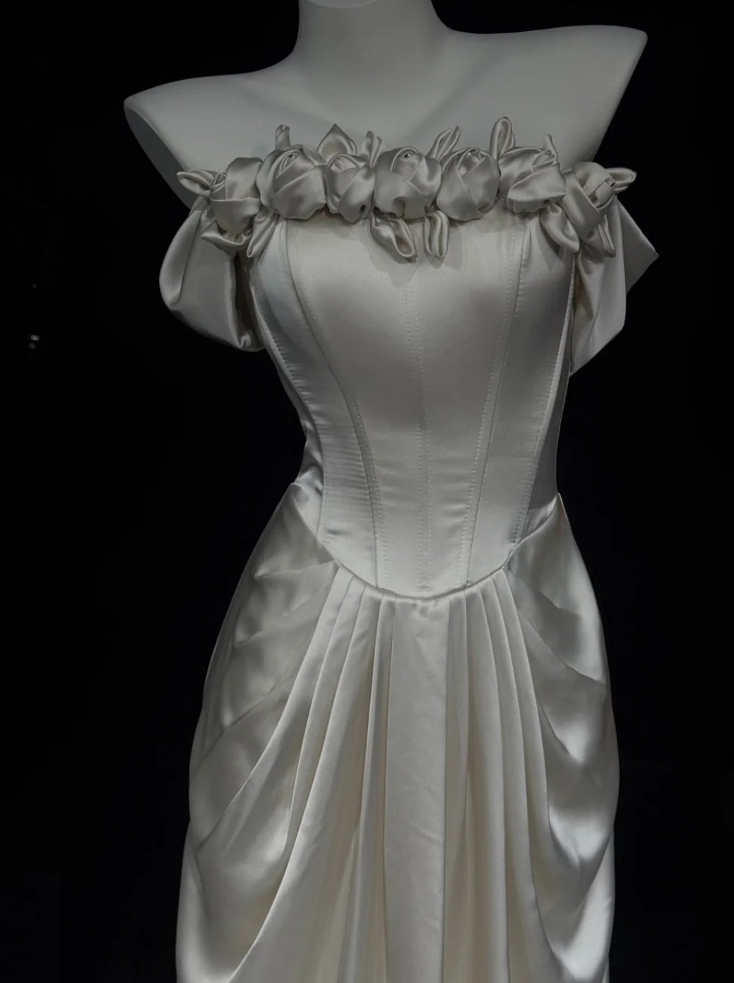 Gorgeous Pearl White Prom Dress Off-shoulder Sheath Evening Dress Beaded Satin Formal Dress EP06752