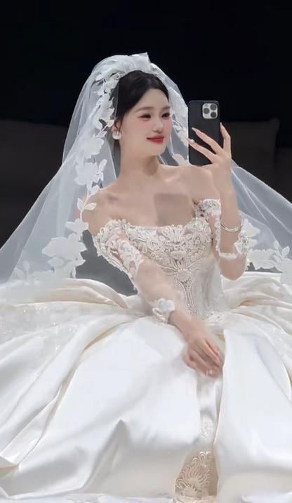 Modest Off-the-shoulder Ball Gown White Wedding Dress with Applique Satin Bridal Dress Elegant Long-sleeved Bridal Gown EW002