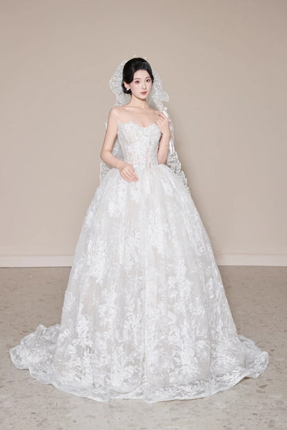 Strapless Wedding Dresses Applique A-Line Tulle Bridal Gowns Sleeveless White Bridal Dresses HZ1024
