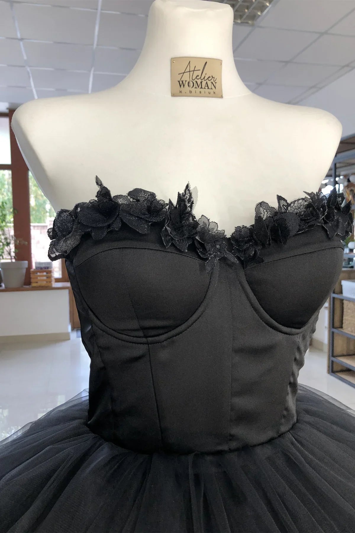 Elegant Black Sweetheart Strapless Empire Short Party Homecoming Dress