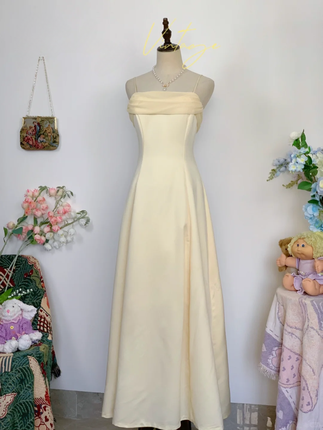 Vintage Yellow Simple A Line Spaghetti Strap Chiffon Satin Prom Dress Outfits SH4952
