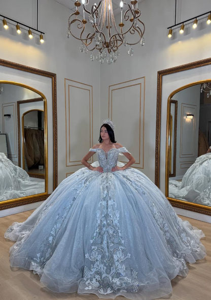 Gentle Blue Ball Gown Off the Shoulder Appliques Tulle Sweet 16 Dress Party Gowns Quinceanera Dresses SH3556