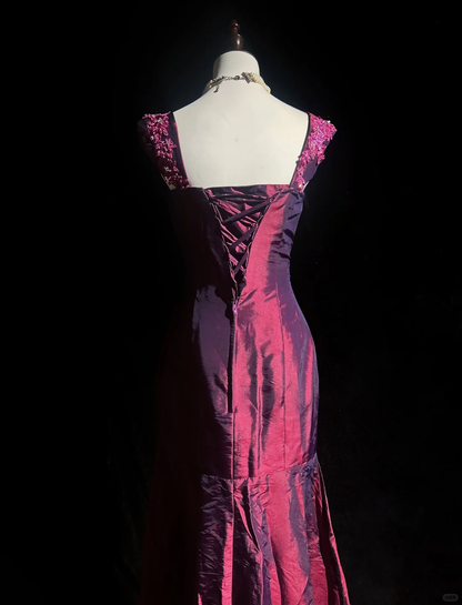 Retro Burgundy Mermaid Straps Appliques Satin Prom Dress Evening Dress SH3330