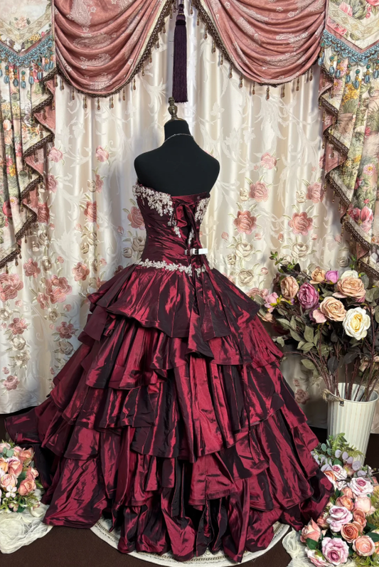 Charming Burgundy Ball Gown Strapless Beaded Appliques Satin Layered Birthday Quinceanera Dress D2192