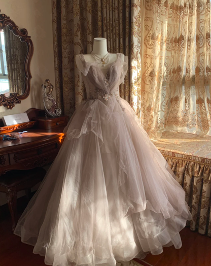 Charming Spaghetti Straps Light Pink V Neck Tulle Beaded Ball Gown Formal Long Birthday Party Dress D1774