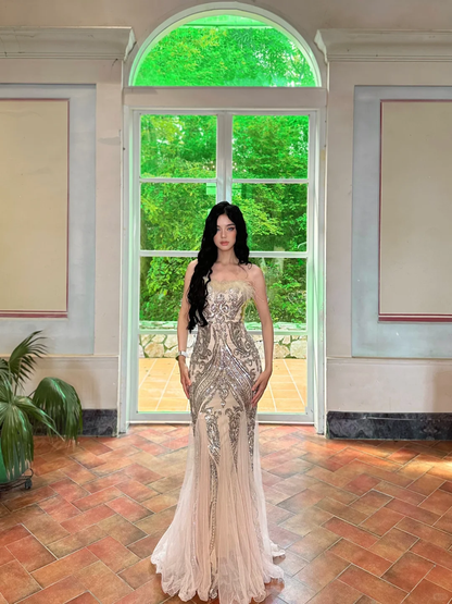 Gentle Mermaid Strapless Sequin Feather Tulle Prom Dress Party Dresses SH4600