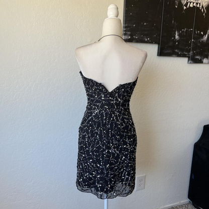Sparkly Black Sweetheart Neck Sequin Sheath Cocktail Dress Formal Graduation Homecoming Dress D510