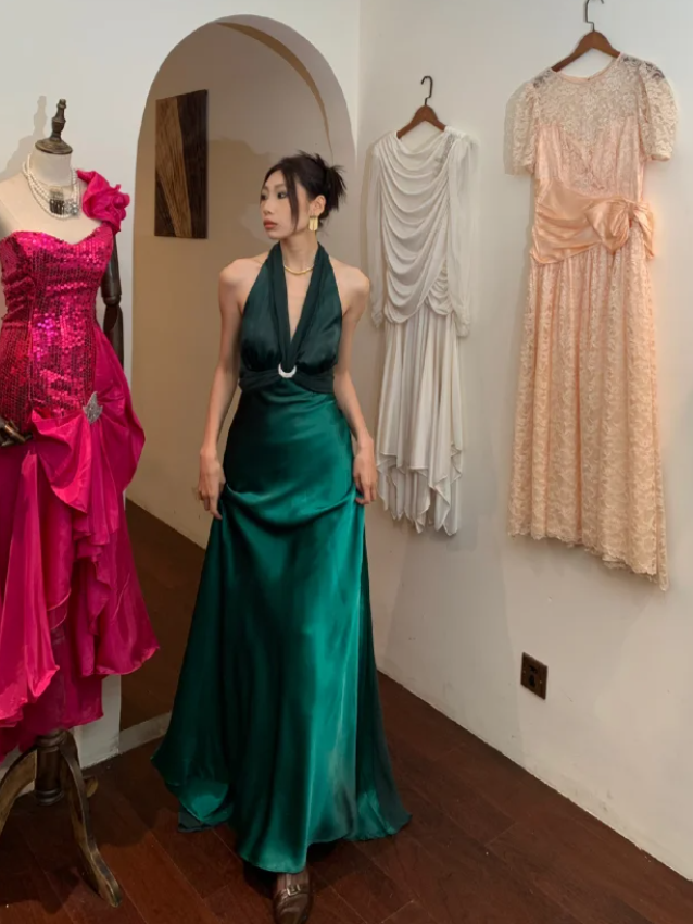 Elegant A Line Halter Green Ombre Satin Long Open Back Prom Dress Evening Dress SH2991