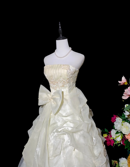 Elegant Strapless Organza Pleated Beaded Ball Gown Sweet 15 Dress Quinceanera Dress D2357
