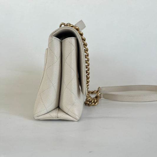 Chanel White Quilted Caviar Leather Medium Chic Affinity Flap Bag